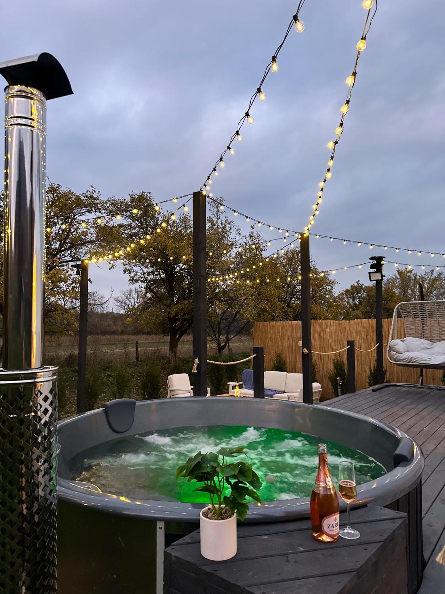 Green Garden Glamping Retezat Bălan Exterior photo